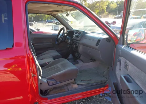 2000 Nissan Frontier Xe из США, поврежденный, VIN 1N6DD26S2YC344544